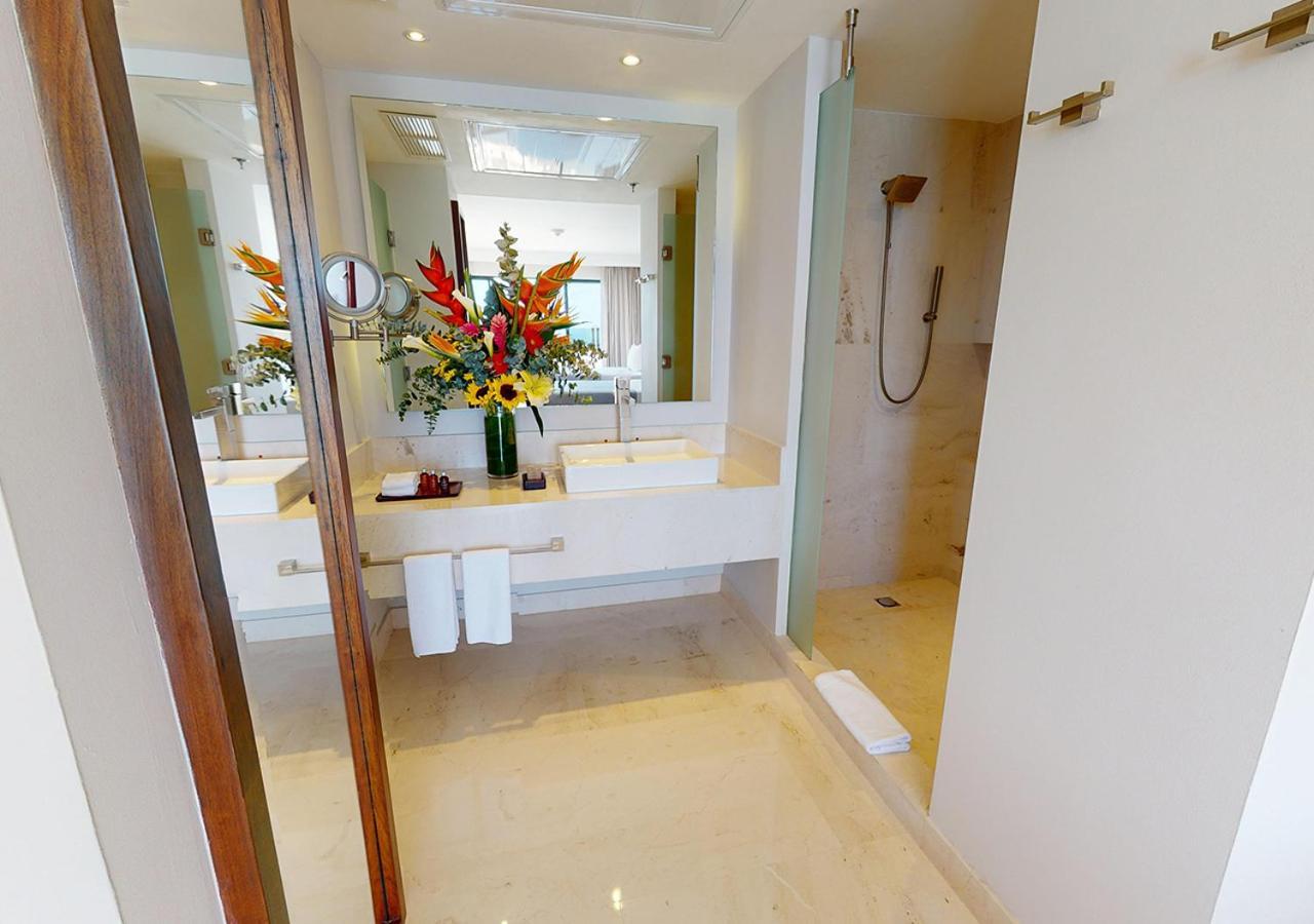 Family Suite Terrace Ocean Front